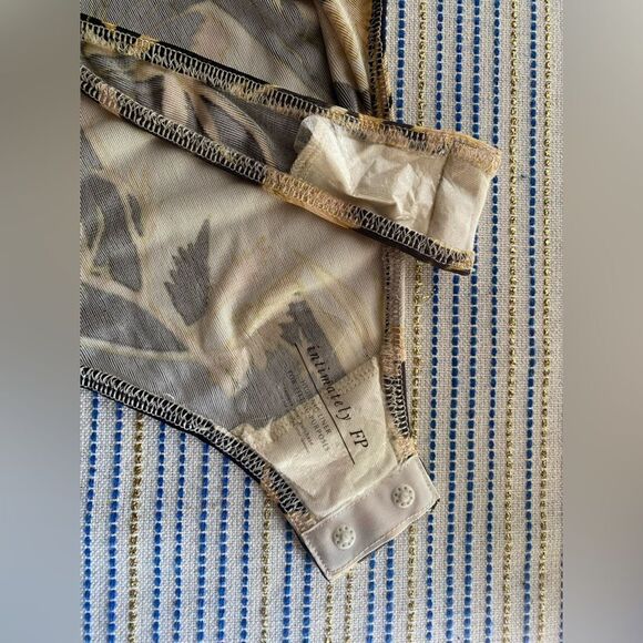 Free People Bodysuit Women Size Small Black Floral Long Sleeve High Neck NEW - Picture 8 of 15